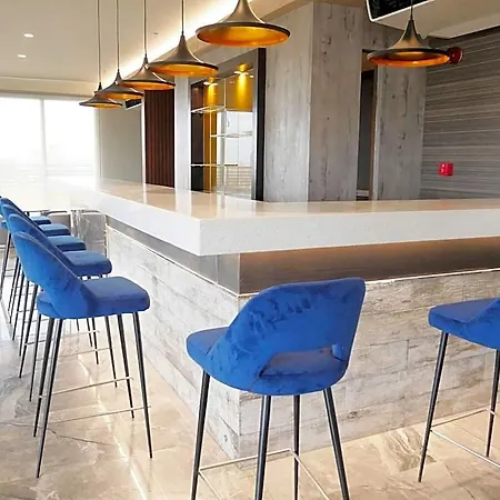 Sotogrande Hotel Katipunan